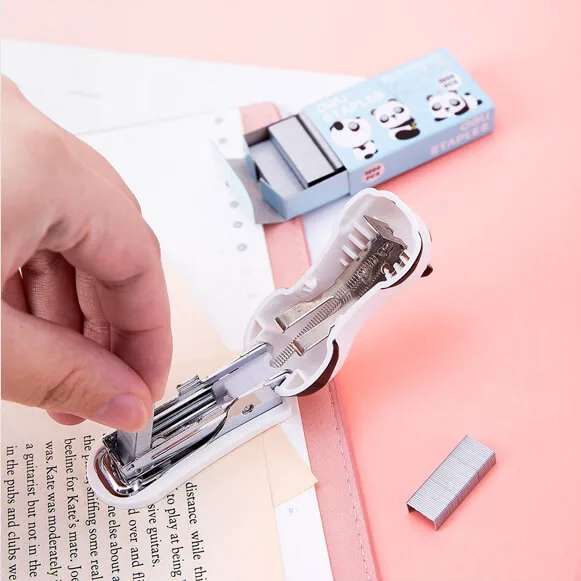 Deli 9145 stapler set image 2
